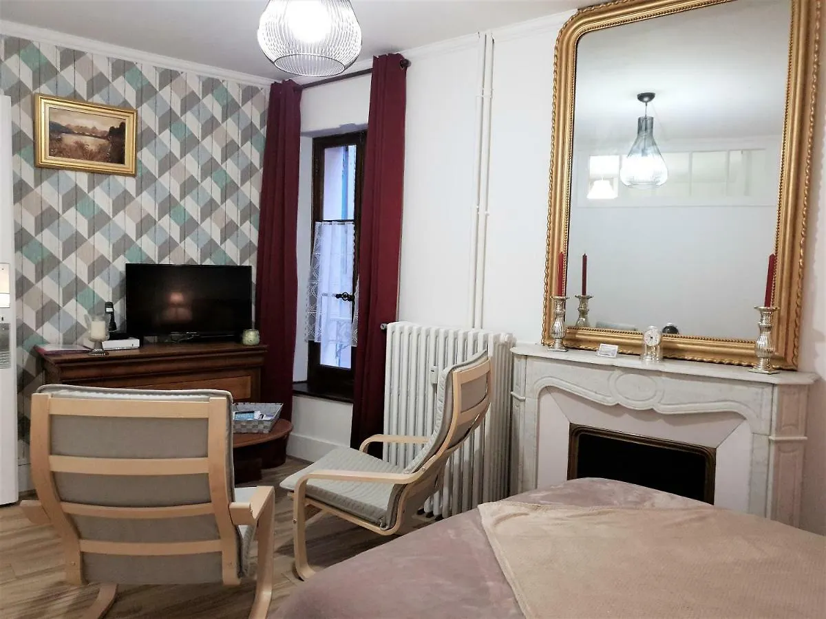 Appartement Au Julliard à Aix-les-Bains 0*,